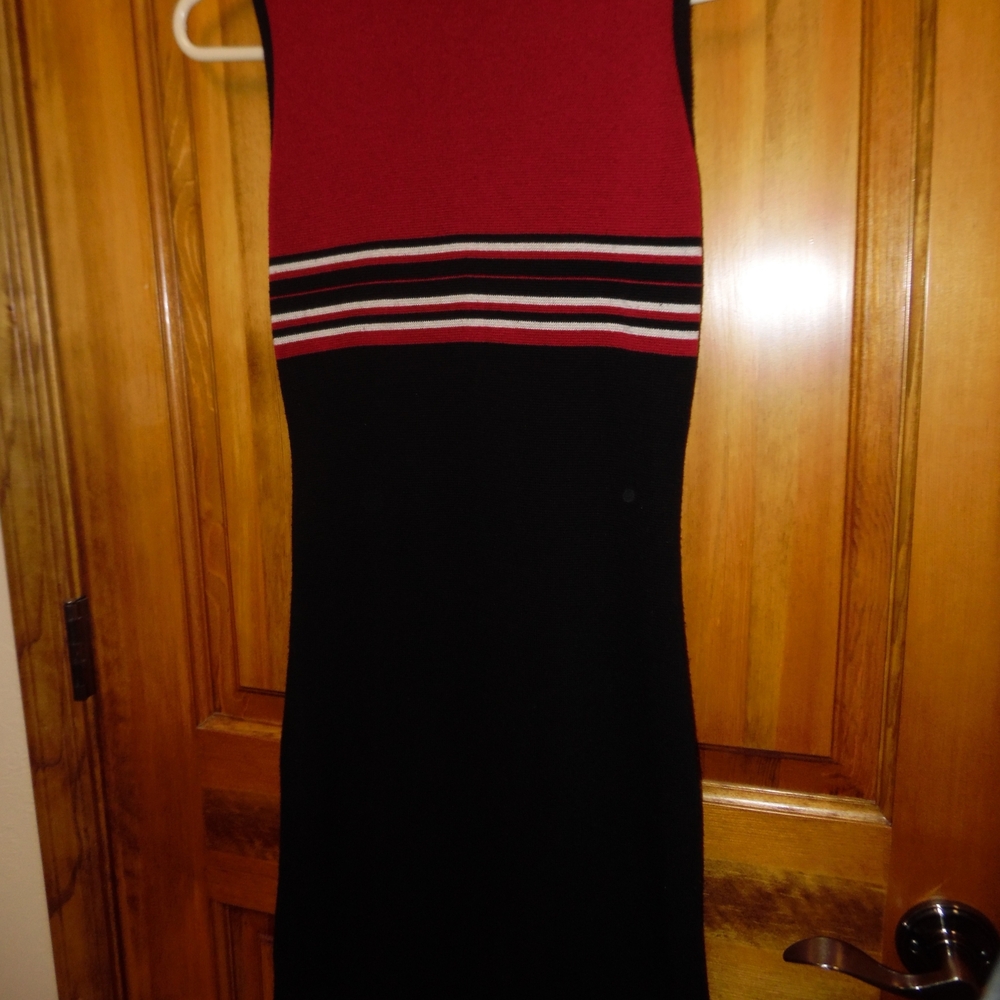 Womans Mingle2 Sweater Dress Size Small Mock Neck Sleeveless Red/Black Stripe